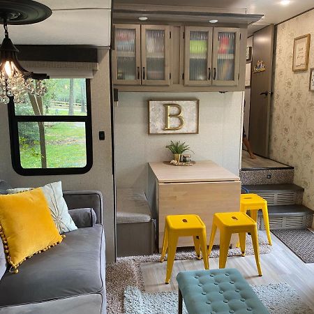 Cozy Rv Experience W/Pool+Spa Near Lake Conroe Willis Ngoại thất bức ảnh