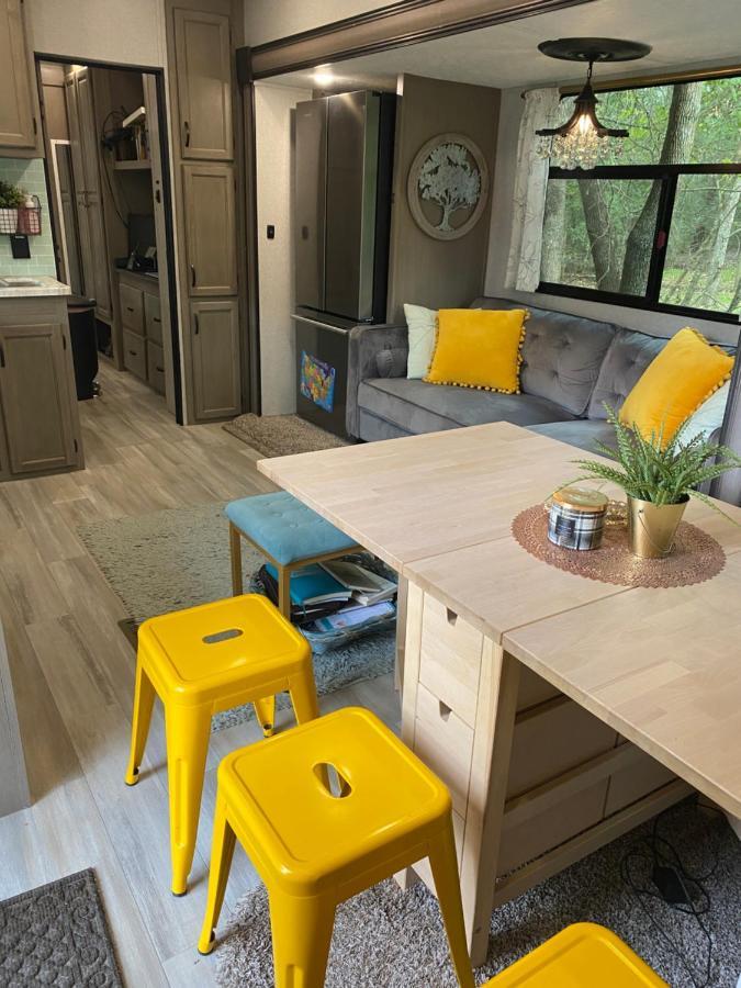 Cozy Rv Experience W/Pool+Spa Near Lake Conroe Willis Ngoại thất bức ảnh